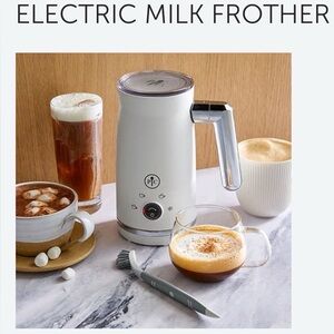 Pampered Chef Electric Milk Frother